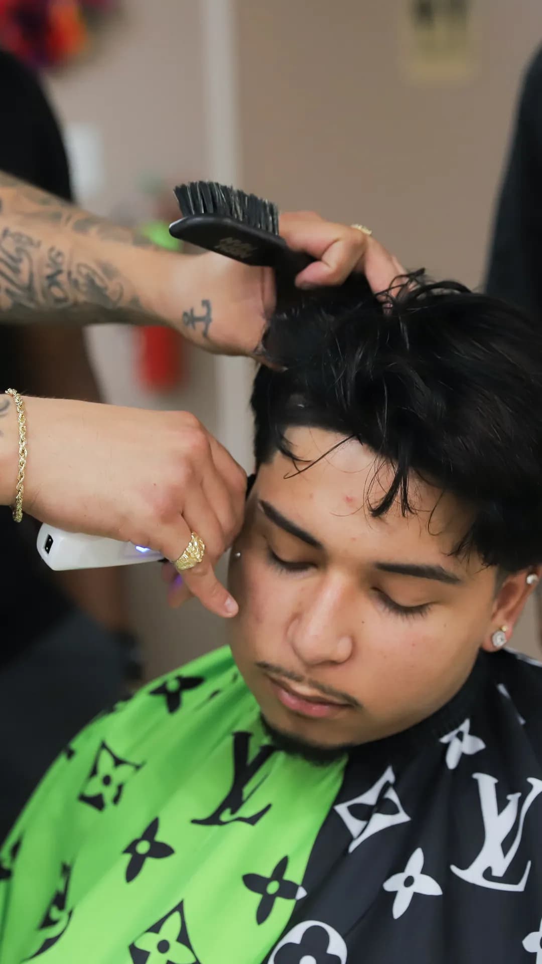 Established stylist expanding services